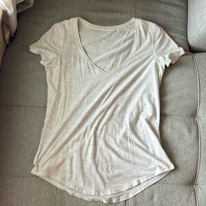 Lululemon light grey t-shirt
